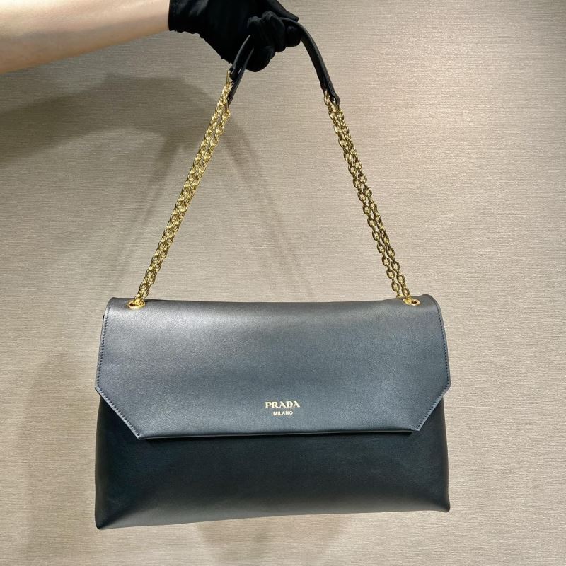 Pra*a hobo bags